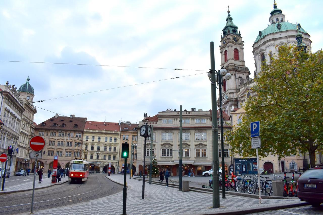 Airstay Prague apartment Lesser town! Extérieur photo