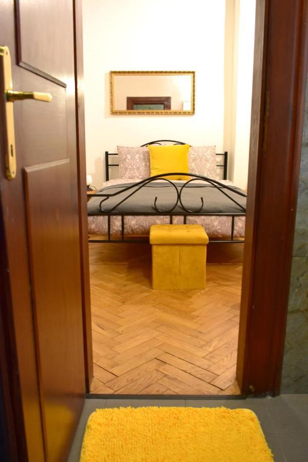 Airstay Prague apartment Lesser town! Extérieur photo